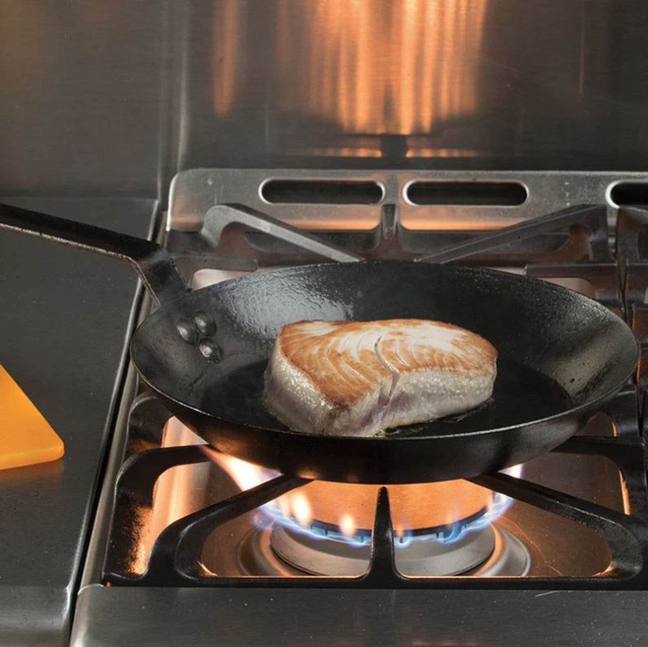 Lodge 10-Inch Seasoned Carbon Steel Skillet