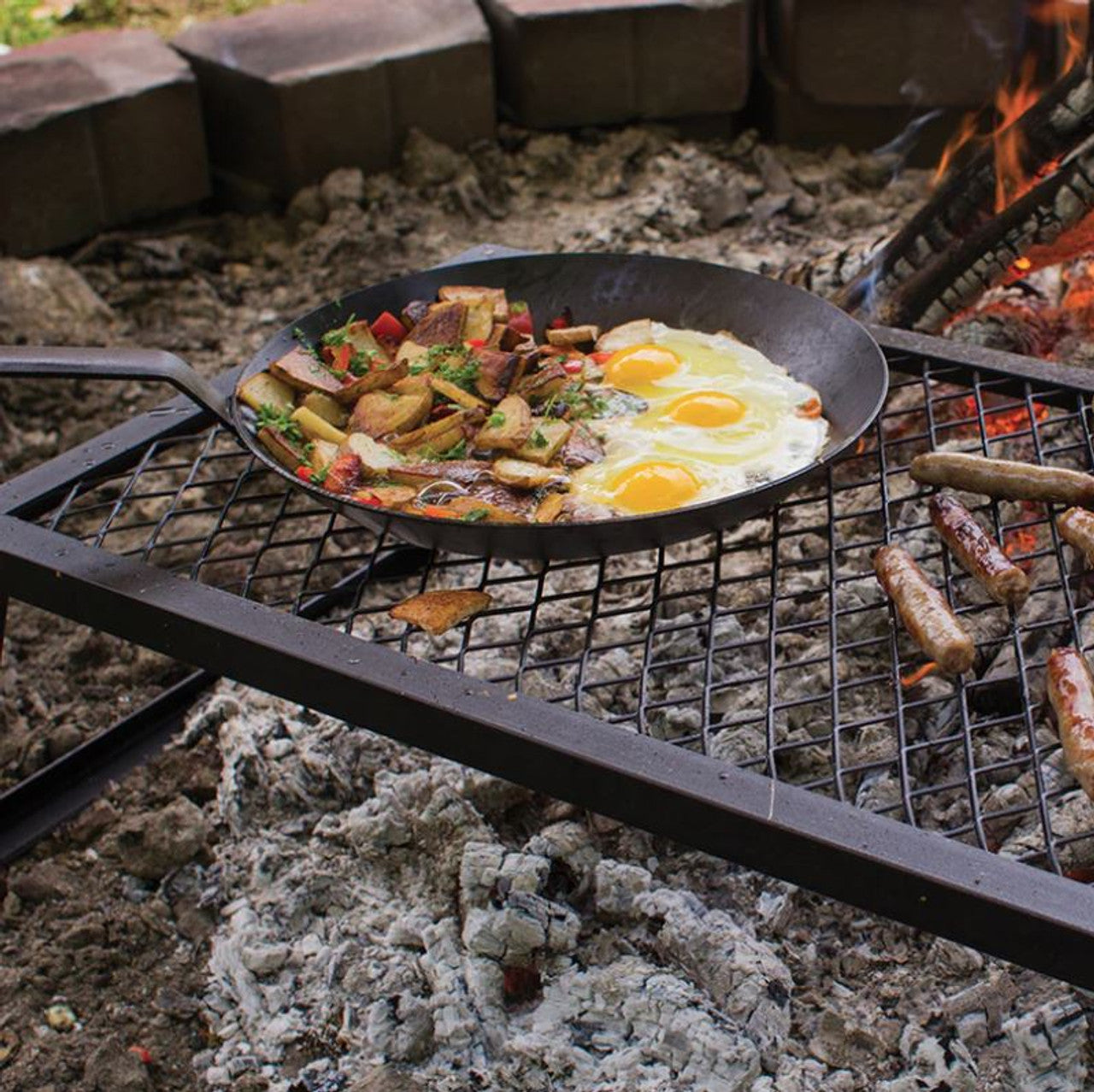 Lodge 12-Inch Seasoned Carbon Steel Skillet